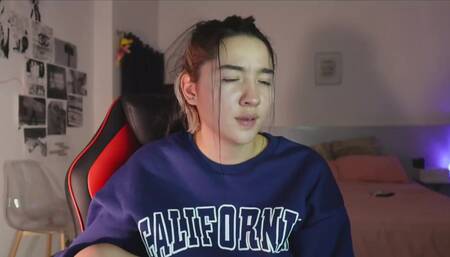 emma_johnson_ May-18-2021 05-46-18 @ Chaturbate WebCam