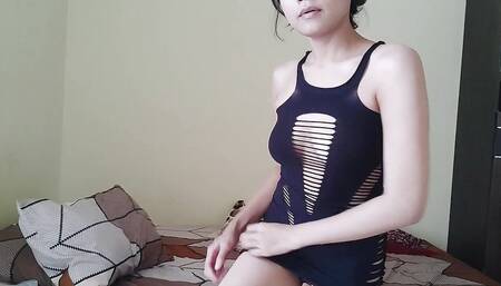 Cute Babe Wants to Masturbate Together