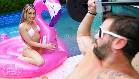 Using His Small Girlfriend Mackenzie As A Lift, Fitness Fanatic Joey Completes His Workout Session