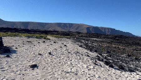 Girl handjob and blowjob on public