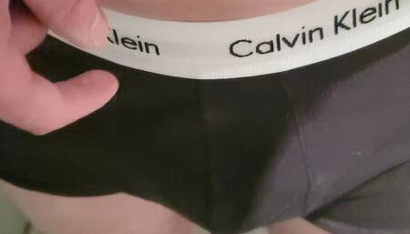 I'm Totally Hot and Want to Jerk off! but My Little Cock Just Doesn't Get Stiff/hard