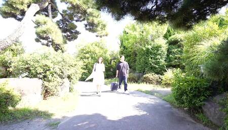 ALDN-104 たびじ 母と子のふたり旅 小林真梨香