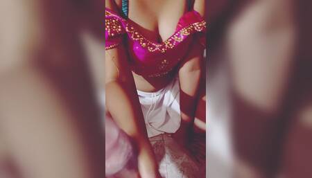 Newly Married Bhabhi Fucking Her Ex Boyfriend