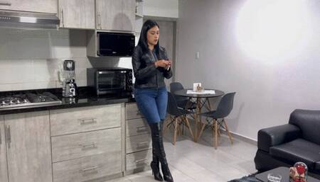 Unquestionable Mastery: The Essence of Kahina