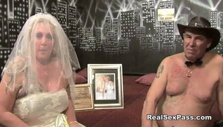 Real Sex Pass - stretch marks dirt