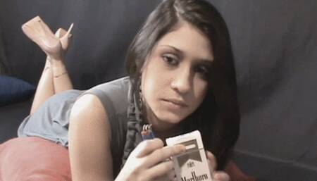 Smoking Girl 100's Stephany 06 Mp4 960X540