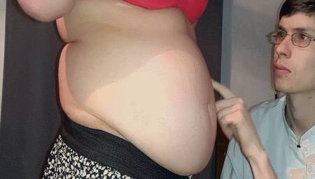 The doctor inflates her belly WMV