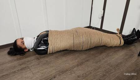 Calisas Bondage Diaries: Rope Mummy Mayhem