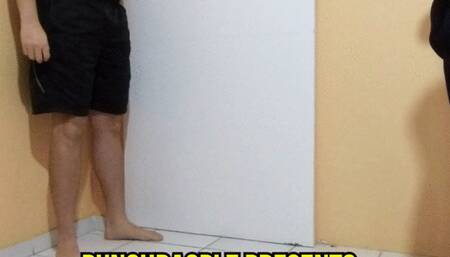 Gutpunch + Choke Bulldozer taking it easy with punchbag VERTICAL VERSION