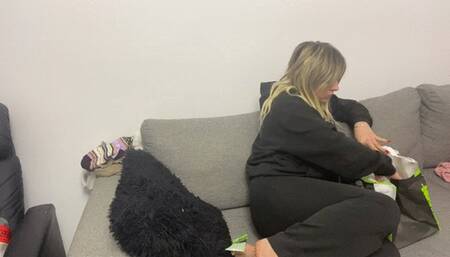 One of the meals that makes me gassy, farting while eating episode 4