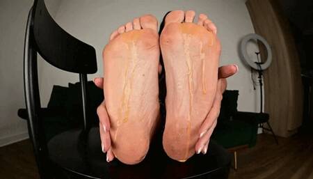 Natasha dirty soles tease pt 3 - MP4