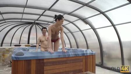 Pin-up Angie Moon and Angie - mature video - Old4k