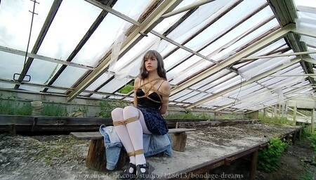Sarah_Bondage in an abandoned greenhouse_Tel