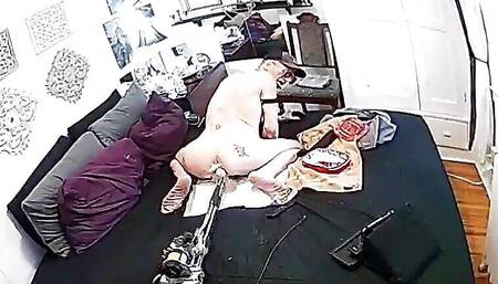 YQGBottomPig Rides Fuck Machine on Zoom