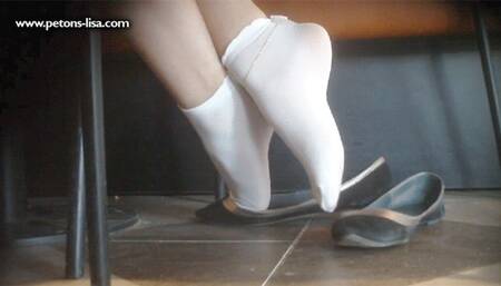 Lisa's favourite shoes - Volume 19 (Shoeplay, Heelpopping, Stolen shoes)