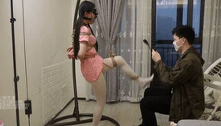 xy88-The nurse girl with twin tails was hung up and restrained by her boyfriend with a rope