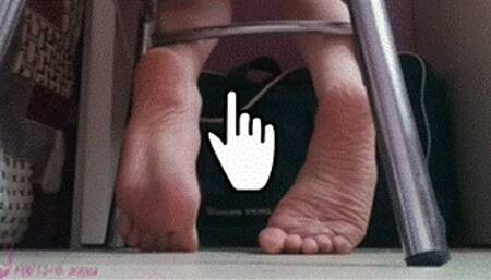 60 PEEPING TOM (HD, flexing, under the chair, foot fetish, big feet, wrinkled soles, long toes, wiggling, foot play, rubbing, barefoot, foot virgin, goddess, queen, worship)