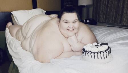 SuperSoft vs 8in Oreo Cake