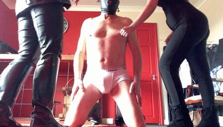 Double Domme - Extreme Ballbusting