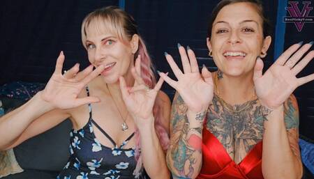 Vicky and Summers hand comparison- 1080p