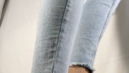 A Shoejob in Dirty Converse Chucks sneakers - Cbt and Spitting in Tramplegirls well worn and very dirty sneakers - Multicut - HD