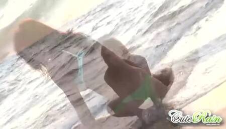 Watch beautiful lass's trailer