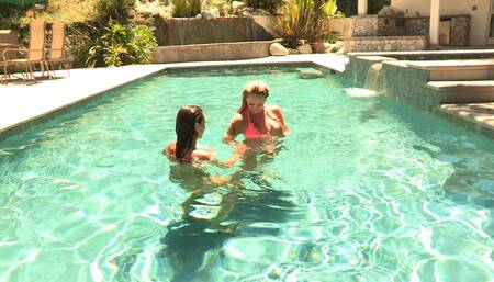 A nice day outside to enjoy a good swimming and a good wet cunt!