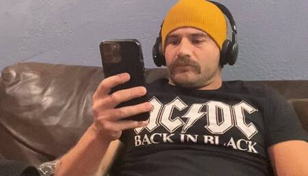 Long solo masturbation with a cumshot