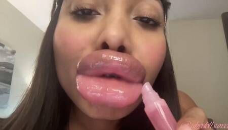 RubyDollLipz's 11-16-21 Growing XL Doll Lips