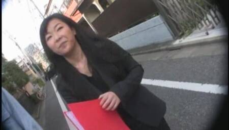 CRC-016 爆乳不動産「もんでみーる」3 営業課 Gカップ90cm 不動産レディさとみさん.