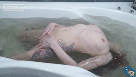 Dragon gimnast in bathroom (720)