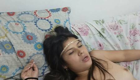 I Helped My Stepsister on Her Social Networks and We Ended up Fucking and I Cum on Her Pussy (part 2)