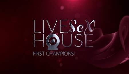 cindy crawford performs solo in world sex championships