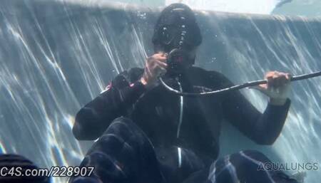 POV Dive Buddy 16 Stella Learns To Scuba But Picks The Wrong Dive Buddy!!