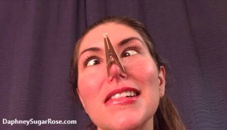 * 854x480p * A Sensual Naked Nose Pinching -Mov