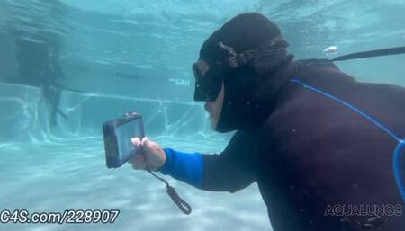 Sunni Ray Picks The Wrong Pool For A Workout!!!