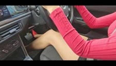 Race around the block (Series) - Sarah in Red Heels - Overview