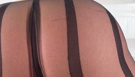 Face sitting on your tongue