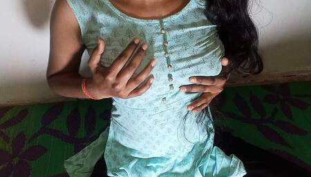 Very Hot Indian College Girl Masturbating Hardly