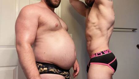 GAINER HOG MEASURED & OILED BY RIPPED FEEDER