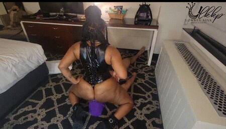 Ass Worship and Femdom with Goddess Tiana