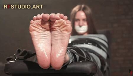 Lali - Her First Mummification and Tickling of Bare Feet (UHD 4K MP4)