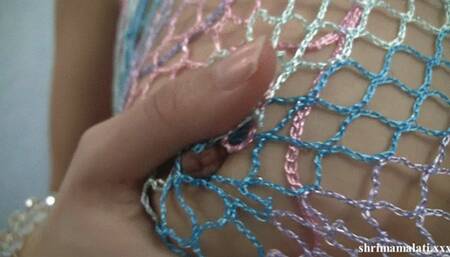 Teeny girl masturbates in daddy's room