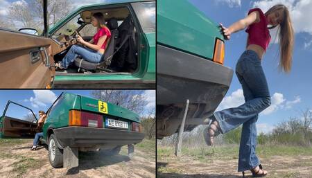 Nastya revs Lada-2108 and plays with exhaust