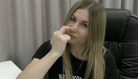 I love seeing your big boogers in your nose MP4 HD 720p