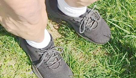 Tempest flexing in black sneakers