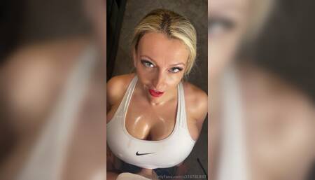 Miss Juicy Lucy - Miss Lucy Sky