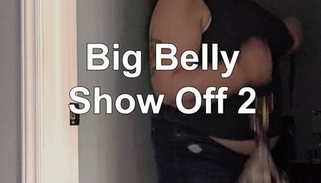 BBW Lolo - Big Belly Show Off Scenes Part 2 (Belly Button Play)