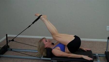 Barefoot Pilates Workout mp4