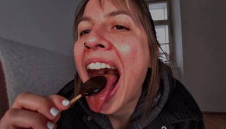 VR 180 - Astrid's Spitty, Long-Tongue Lollipop Lick